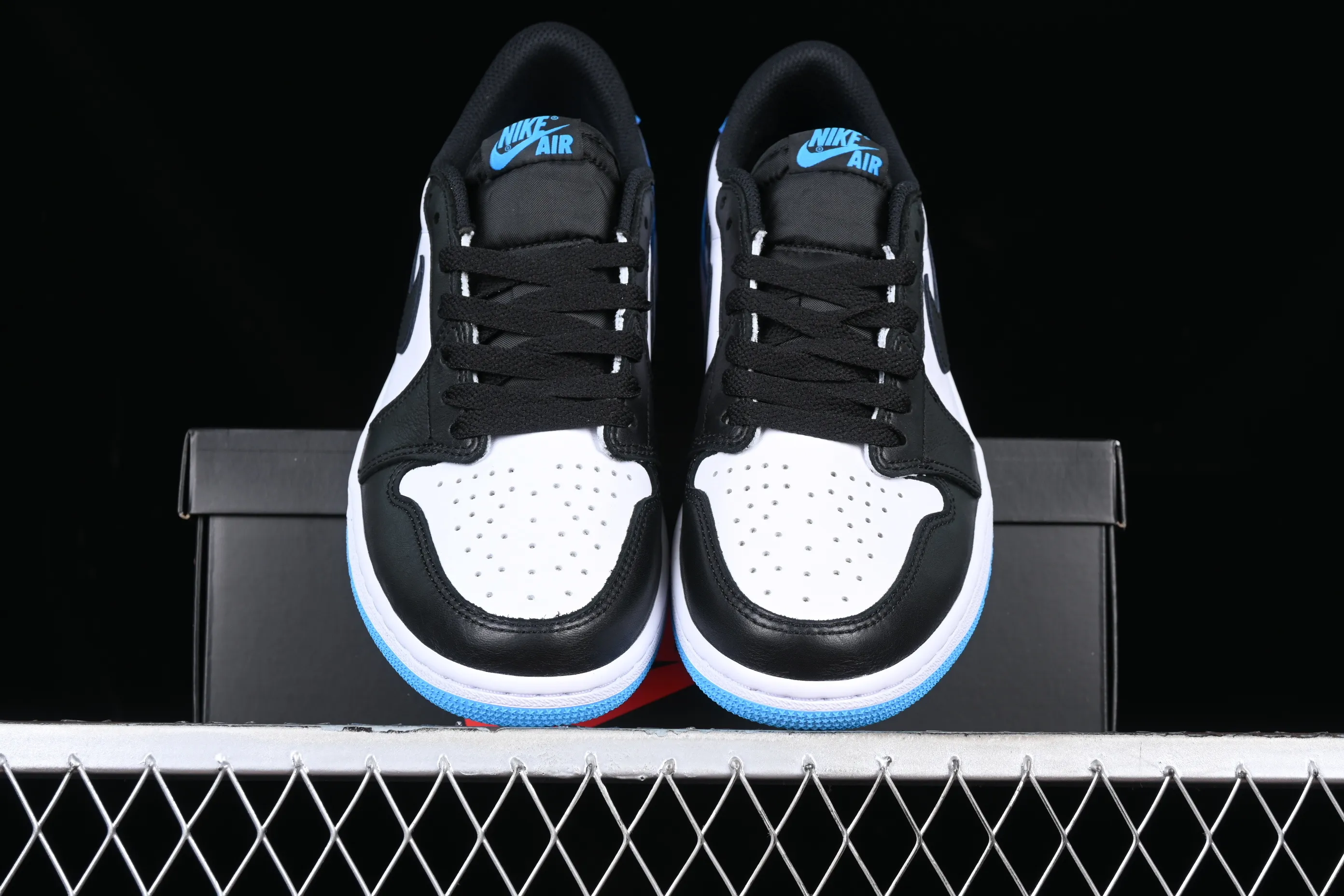 All categories Air Jordan Jordan series basketball shoes Air Jordan 1 Low LJR version Air Jordan 1 Low OG "UNC" AJ1 Joe 1 blue and white low-top basketball shoes CZ0790-104
